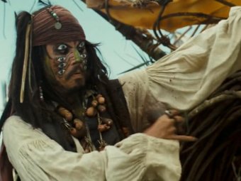 Стоп-кадр из фильма «Пираты Карибского моря: Сундук мертвеца».